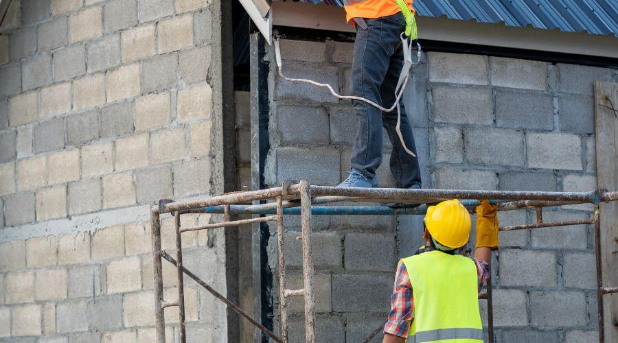 Expert Emergency Roof Repairs services in Rangeley, ME